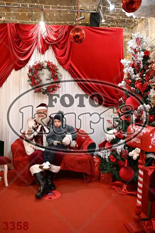 21.12. 17 30 DO 20 00 5 - FotoKurti