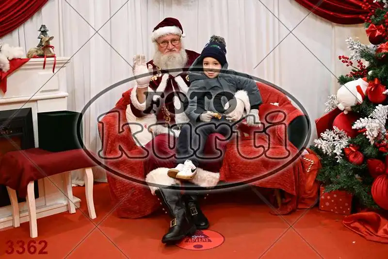 21.12. 17 30 DO 20 00 9 - FotoKurti