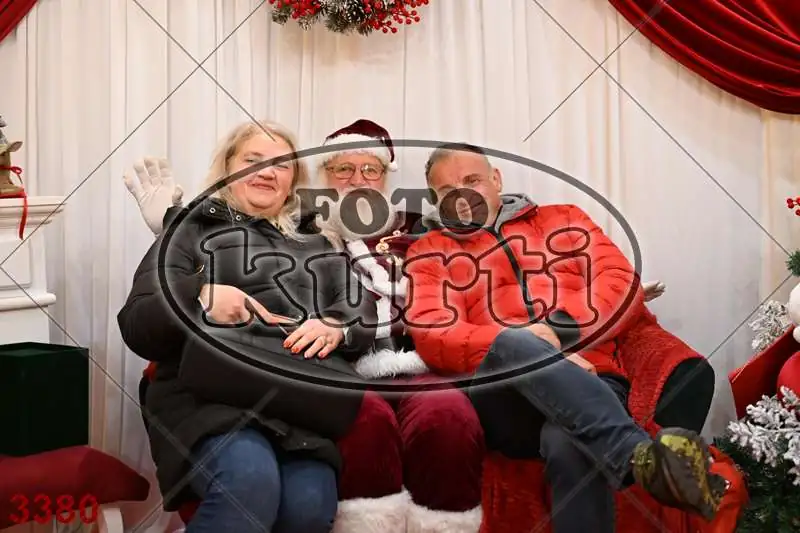 21.12. 17 30 DO 20 00 3 - FotoKurti