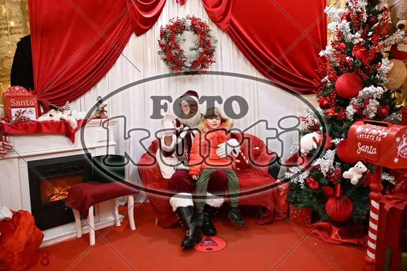 21.12. 17 30 DO 20 00 9 - FotoKurti