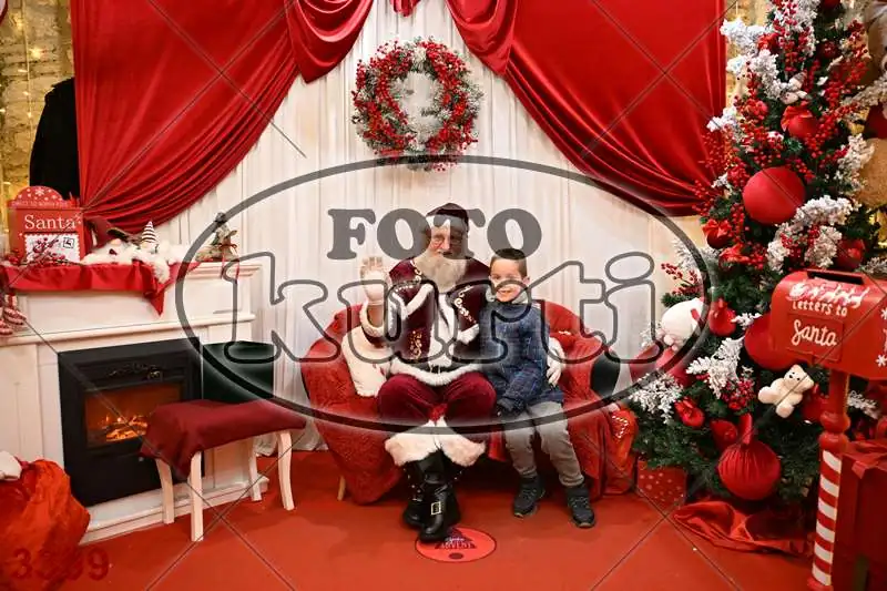 21.12. 17 30 DO 20 00 10 - FotoKurti