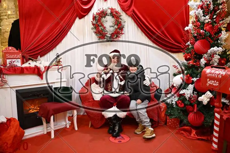21.12. 17 30 DO 20 00 9 - FotoKurti