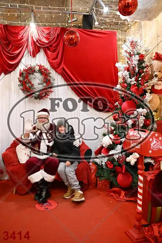 21.12. 17 30 DO 20 00 1 - FotoKurti