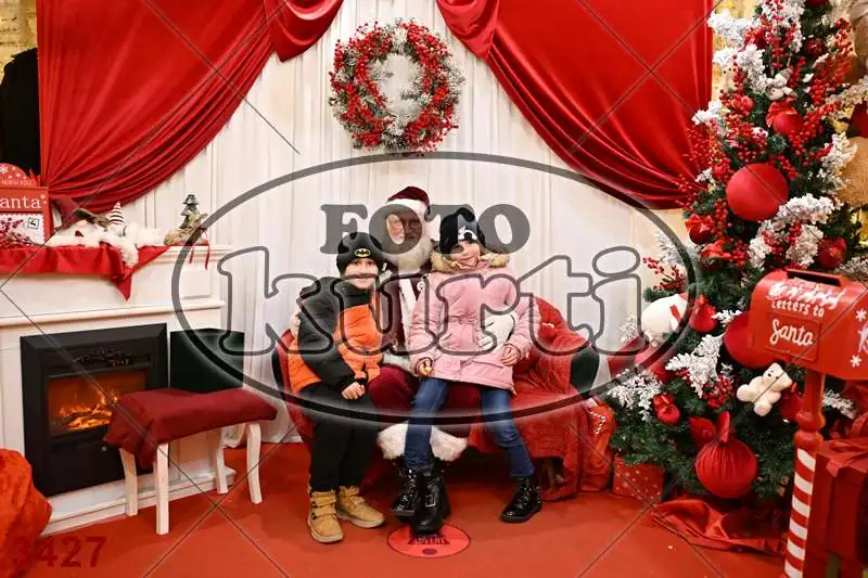 21.12. 17 30 DO 20 00 2 - FotoKurti