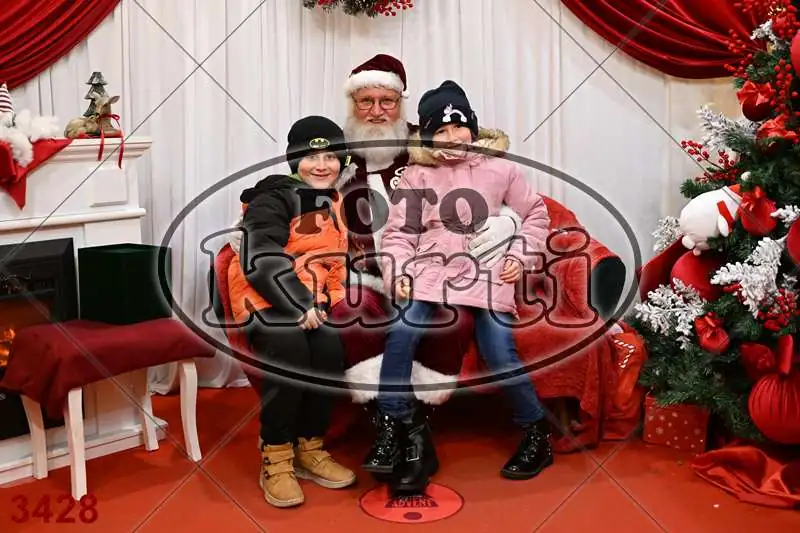 21.12. 17 30 DO 20 00 3 - FotoKurti