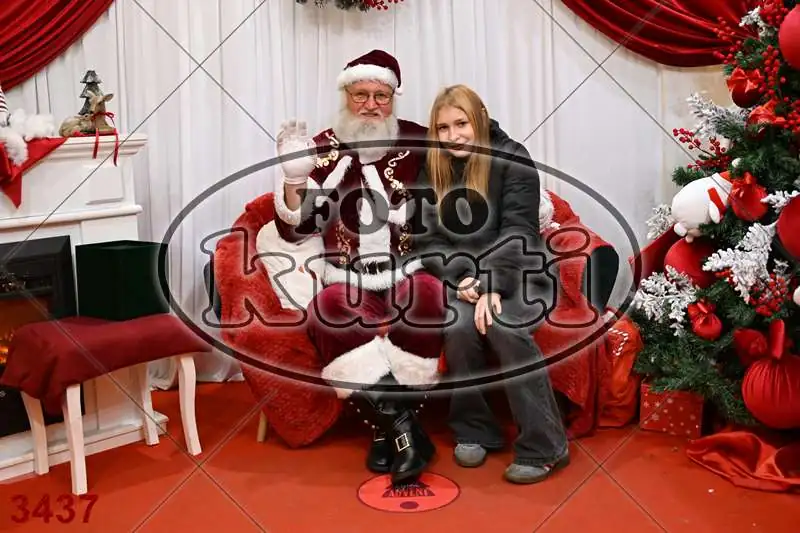 21.12. 17 30 DO 20 00 12 - FotoKurti
