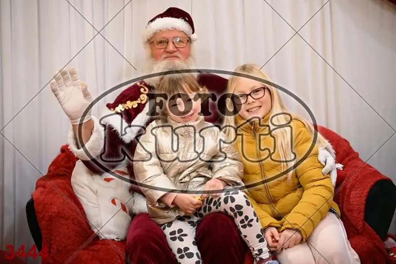 21.12. 17 30 DO 20 00 7 - FotoKurti