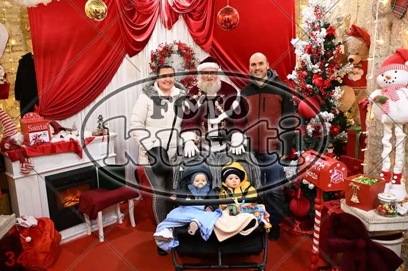 21.12. 17 30 DO 20 00 10 - FotoKurti