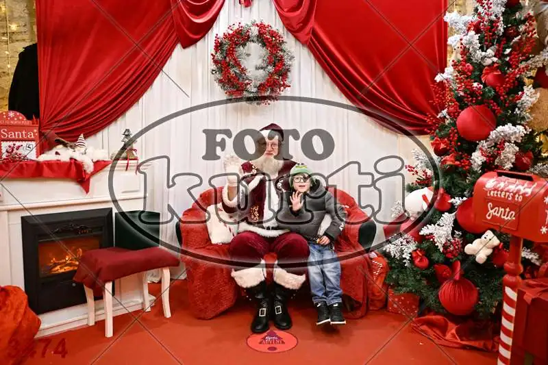 21.12. 17 30 DO 20 00 1 - FotoKurti