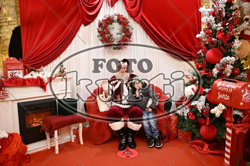 21.12. 17 30 DO 20 00 6 - FotoKurti