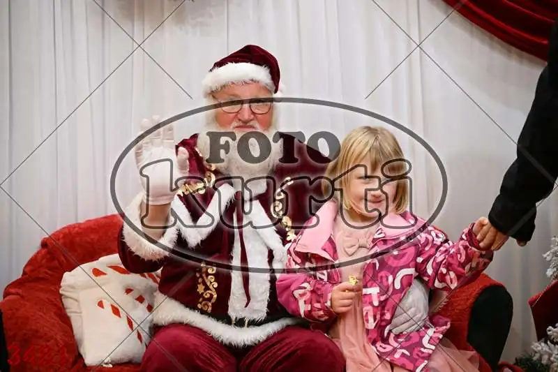 21.12. 17 30 DO 20 00 8 - FotoKurti