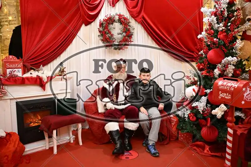 21.12. 17 30 DO 20 00 4 - FotoKurti