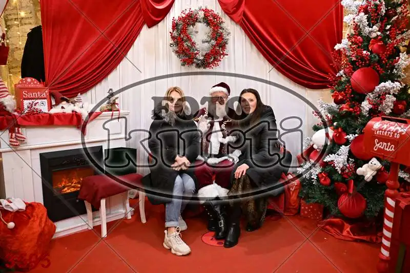 21.12. 17 30 DO 20 00 8 - FotoKurti