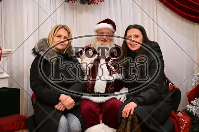 21.12. 17 30 DO 20 00 10 - FotoKurti