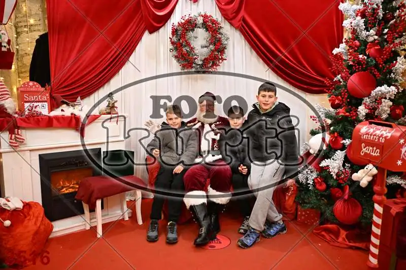21.12. 17 30 DO 20 00 7 - FotoKurti