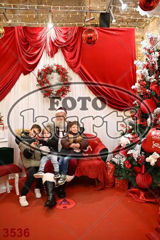 21.12. 17 30 DO 20 00 3 - FotoKurti