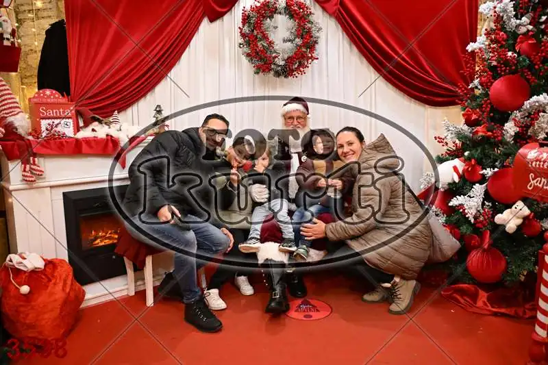 21.12. 17 30 DO 20 00 5 - FotoKurti