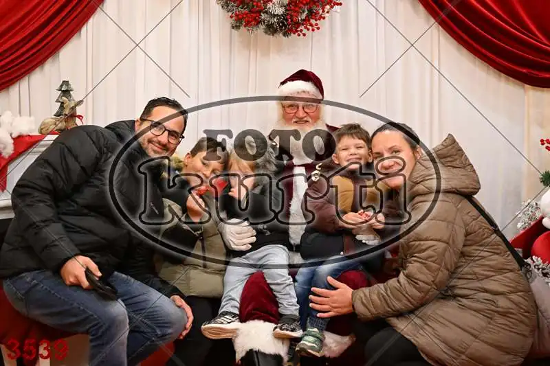 21.12. 17 30 DO 20 00 6 - FotoKurti