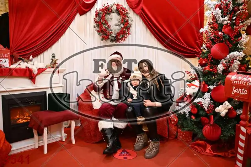 21.12. 17 30 DO 20 00 8 - FotoKurti