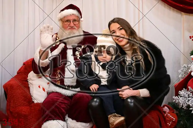 21.12. 17 30 DO 20 00 10 - FotoKurti