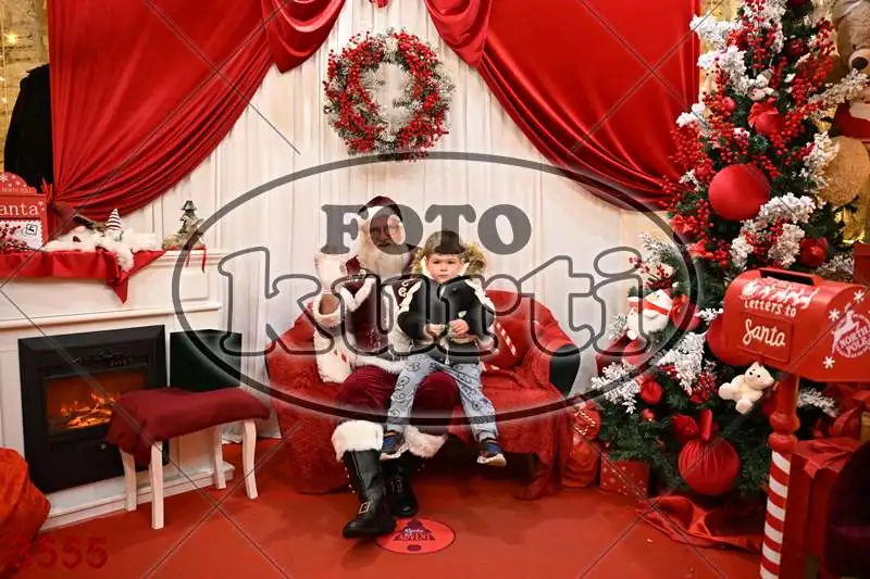 21.12. 17 30 DO 20 00 10 - FotoKurti