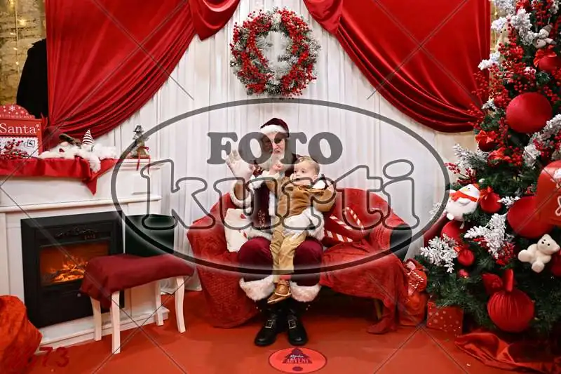 21.12. 17 30 DO 20 00 4 - FotoKurti