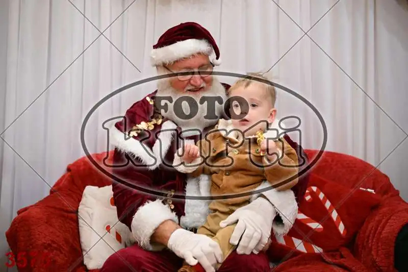 21.12. 17 30 DO 20 00 6 - FotoKurti