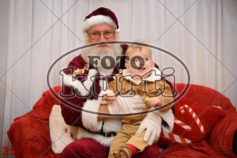 21.12. 17 30 DO 20 00 7 - FotoKurti