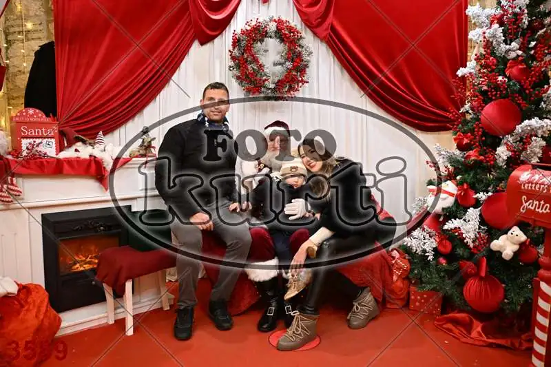 21.12. 17 30 DO 20 00 8 - FotoKurti