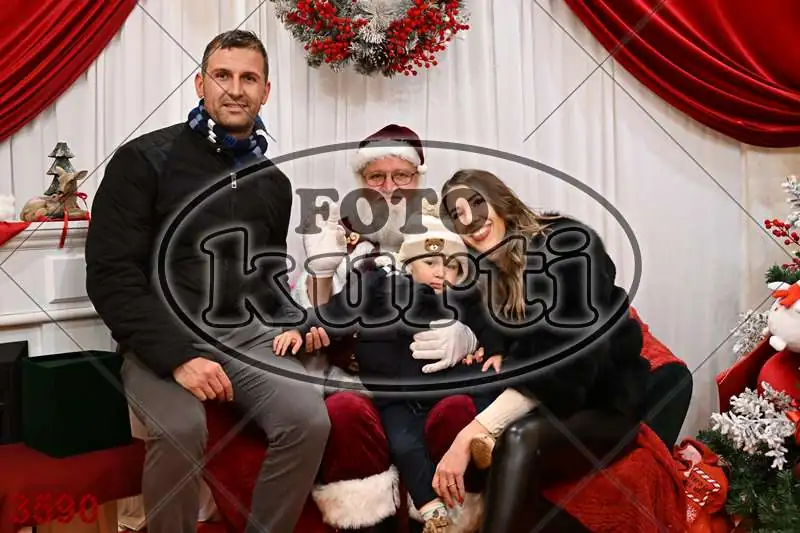 21.12. 17 30 DO 20 00 9 - FotoKurti