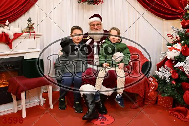 21.12. 17 30 DO 20 00 3 - FotoKurti
