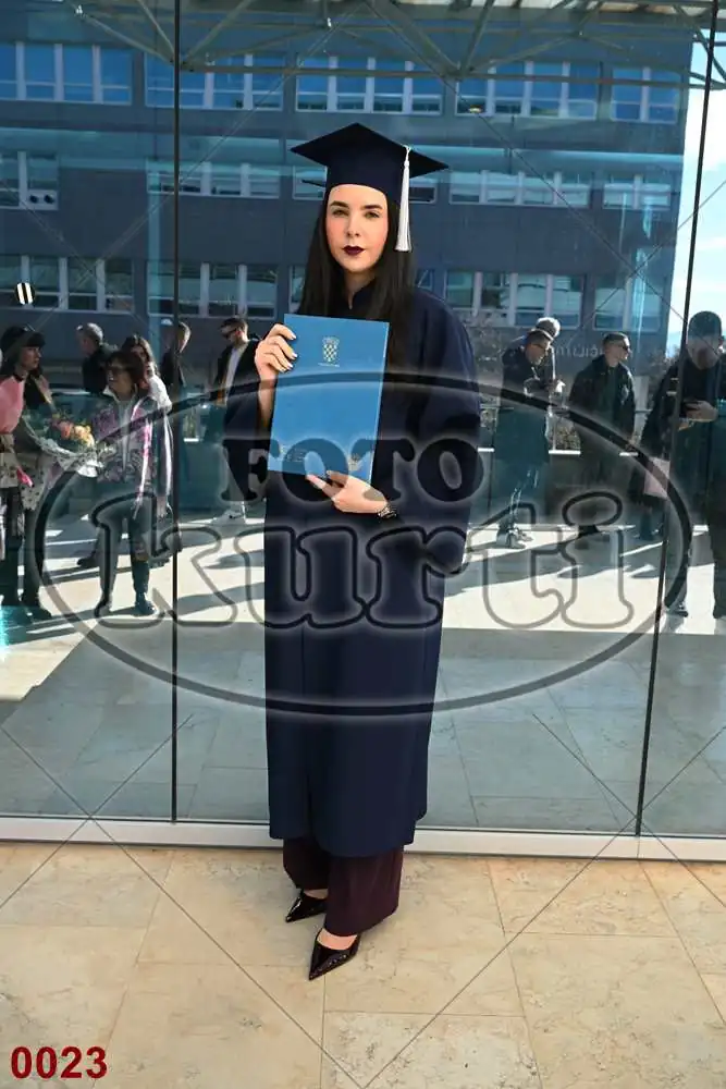 12:00h 11 - FotoKurti