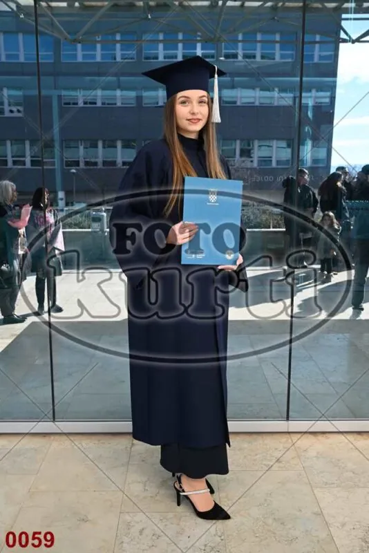 12:00h 11 - FotoKurti