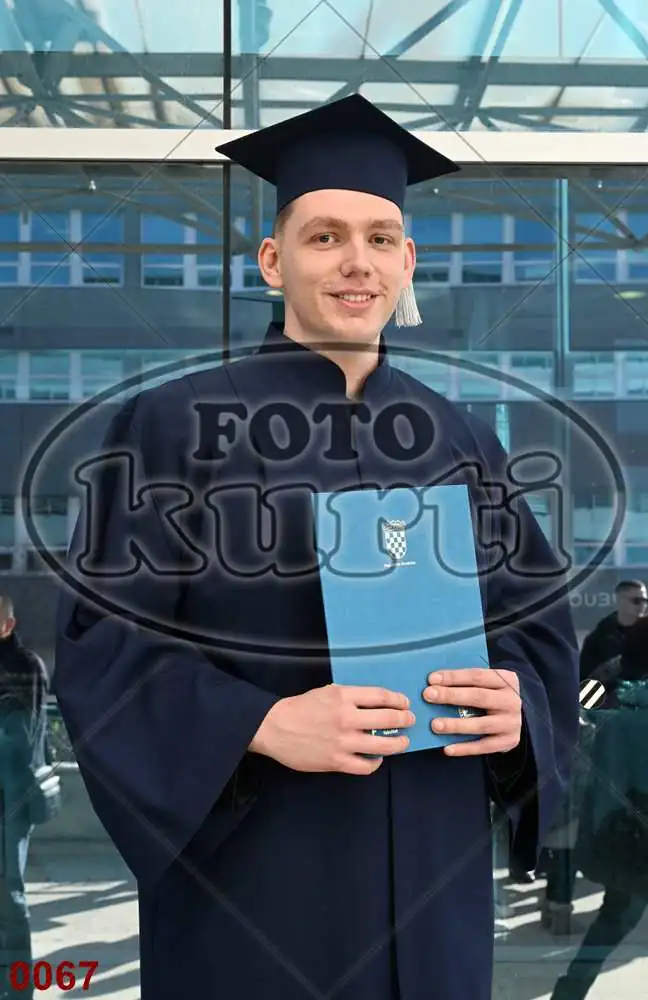 12:00h 7 - FotoKurti