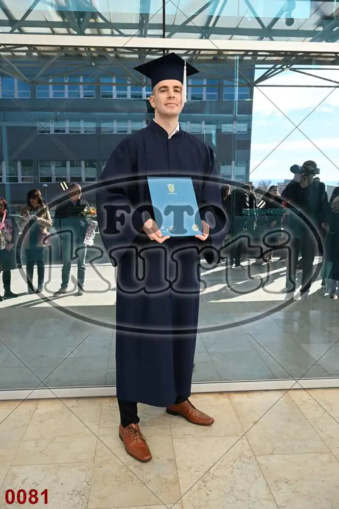 12:00h 9 - FotoKurti