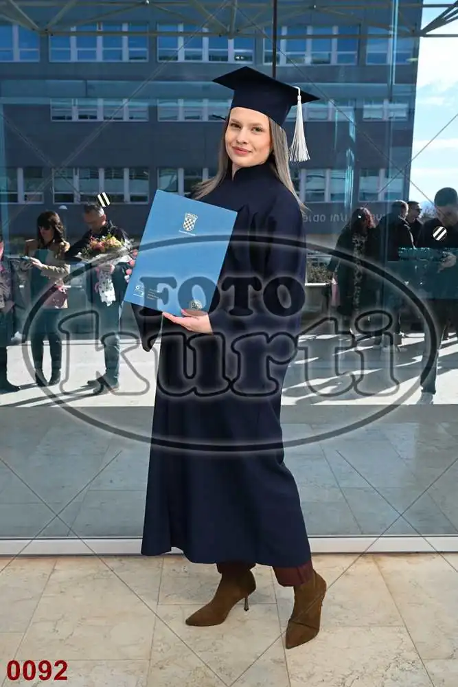 12:00h 8 - FotoKurti