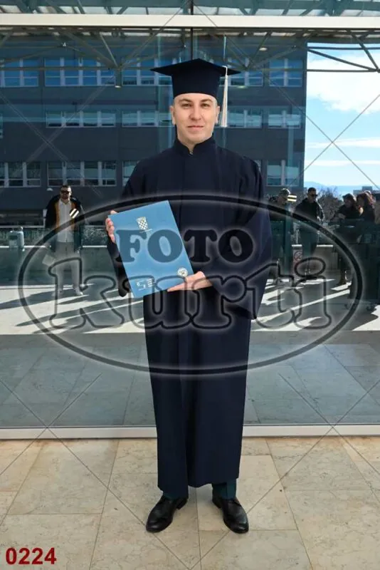 12:00h 8 - FotoKurti