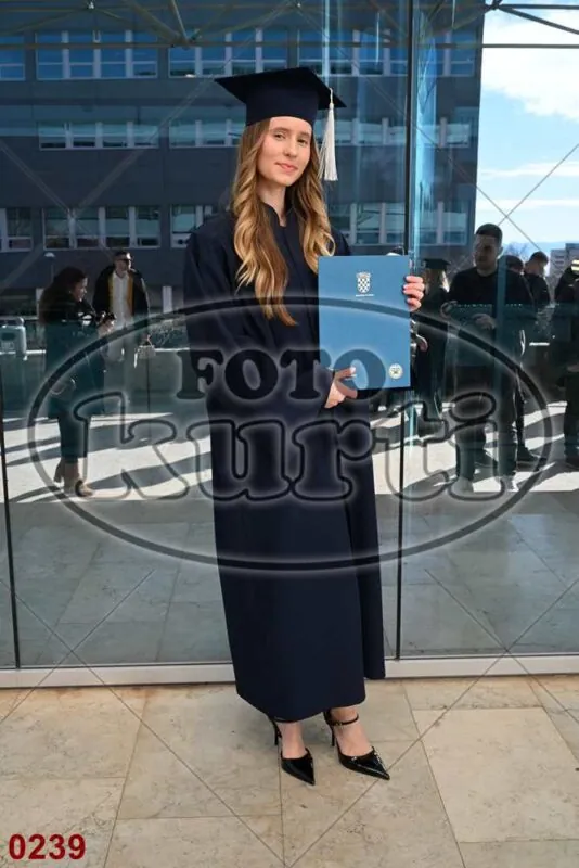 12:00h 11 - FotoKurti