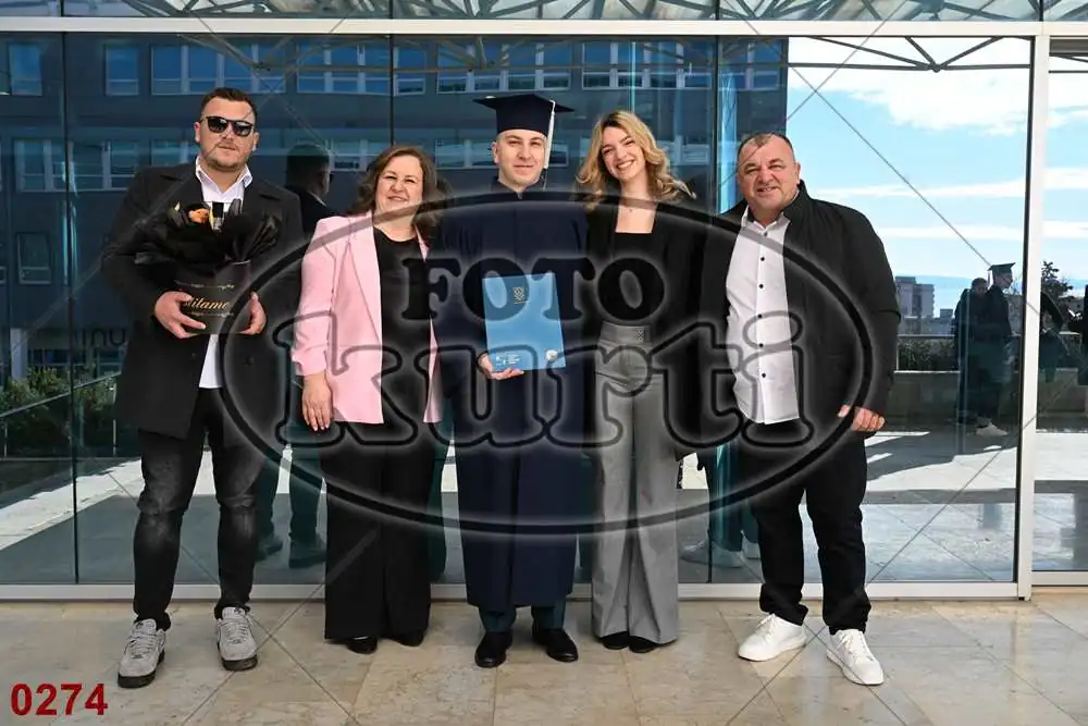 12:00h 10 - FotoKurti