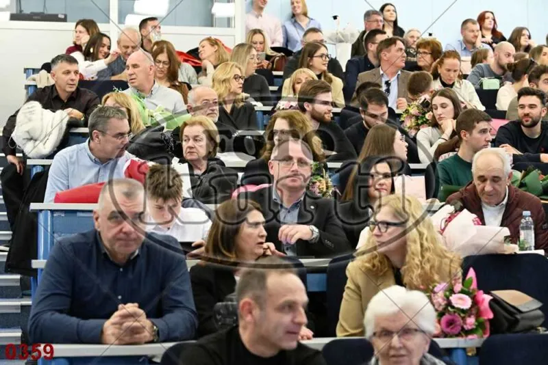 12:00h 11 - FotoKurti