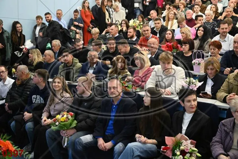 12:00h 1 - FotoKurti
