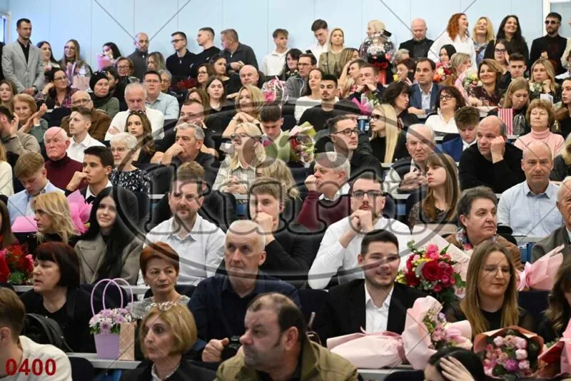 12:00h 4 - FotoKurti