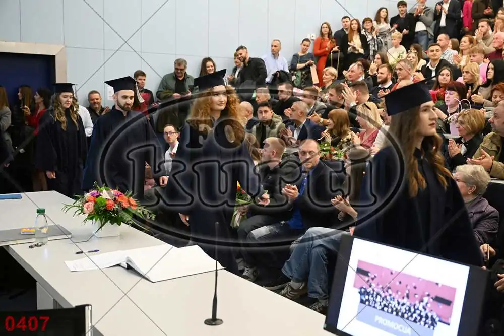 12:00h 11 - FotoKurti