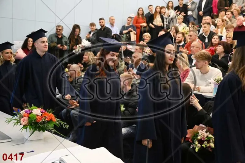 12:00h 9 - FotoKurti