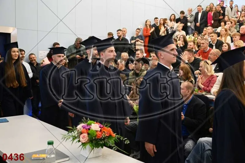 12:00h 4 - FotoKurti