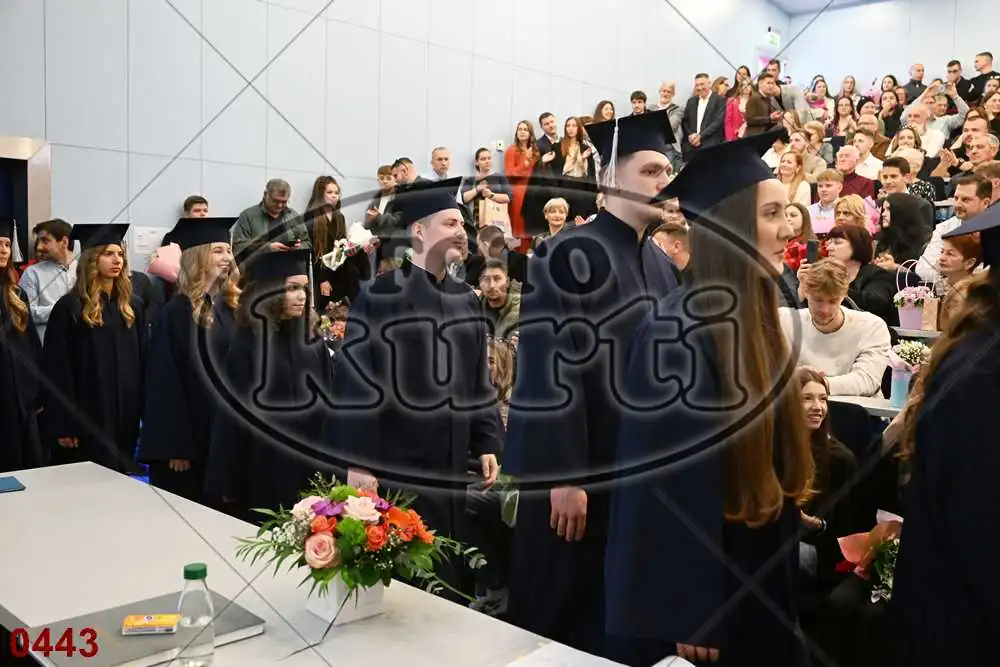 12:00h 11 - FotoKurti