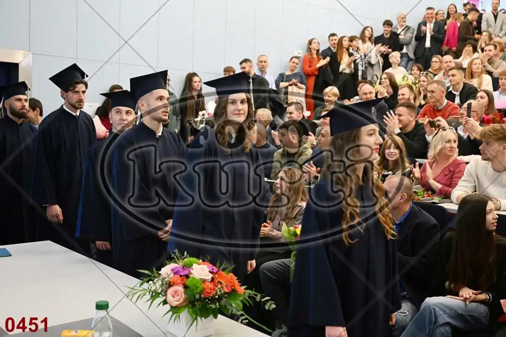 12:00h 7 - FotoKurti