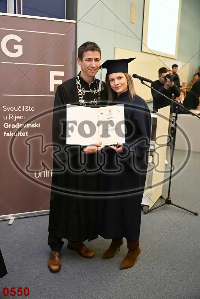 12:00h 10 - FotoKurti