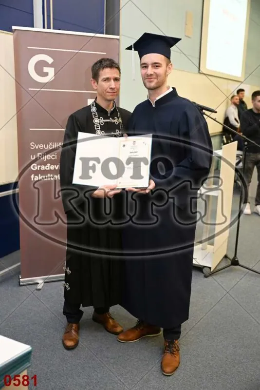 12:00h 5 - FotoKurti