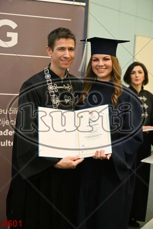 12:00h 1 - FotoKurti
